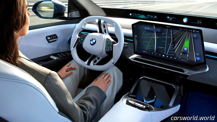 BMW acaba de superar a Mercedes en un importante hito de conducción manos libres | Carscoops